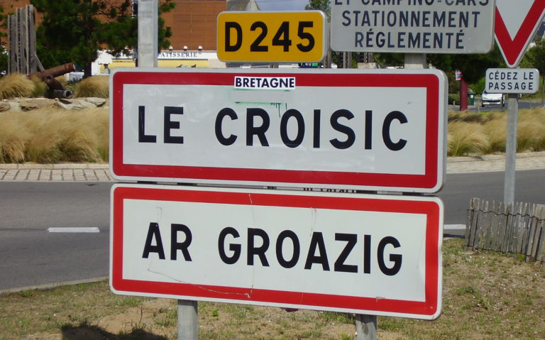 Adresse en breton : La Croisic / Ar Groazig